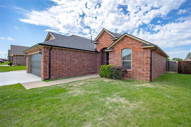 2564 Kadlan Drive, El Reno, OK 73036