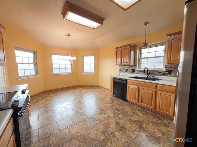 5708 Montrose Drive, Killeen, TX 76542