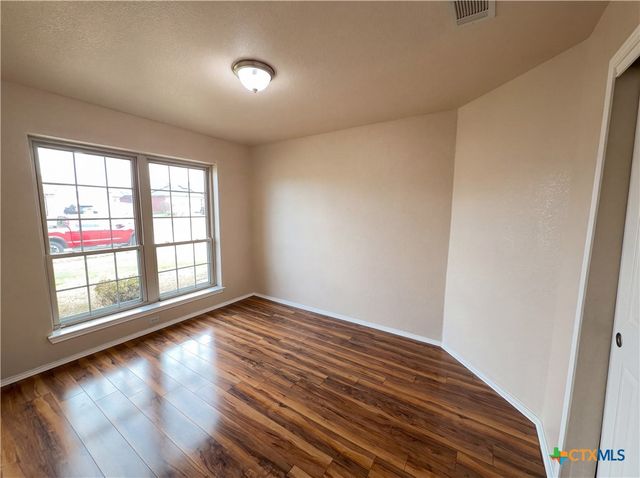 5708 Montrose Drive, Killeen, TX 76542