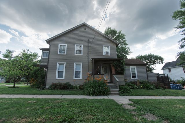 1348 Crosby Street, Rockford, IL 61107