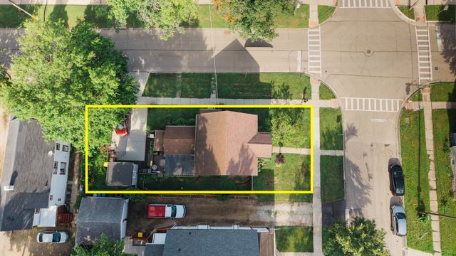 1348 Crosby Street, Rockford, IL 61107