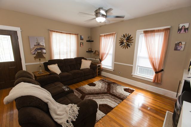 1348 Crosby Street, Rockford, IL 61107