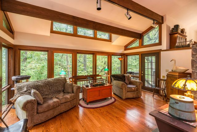 1635 SEVEN HILLS RD, Jefferson City, MO 65101