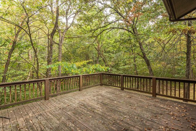 1635 SEVEN HILLS RD, Jefferson City, MO 65101