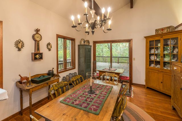 1635 SEVEN HILLS RD, Jefferson City, MO 65101