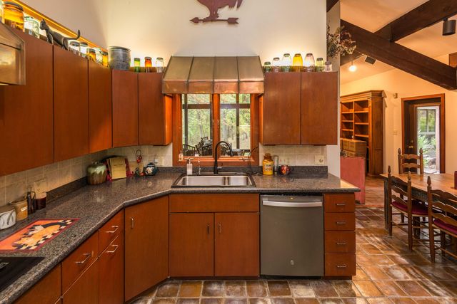 1635 SEVEN HILLS RD, Jefferson City, MO 65101