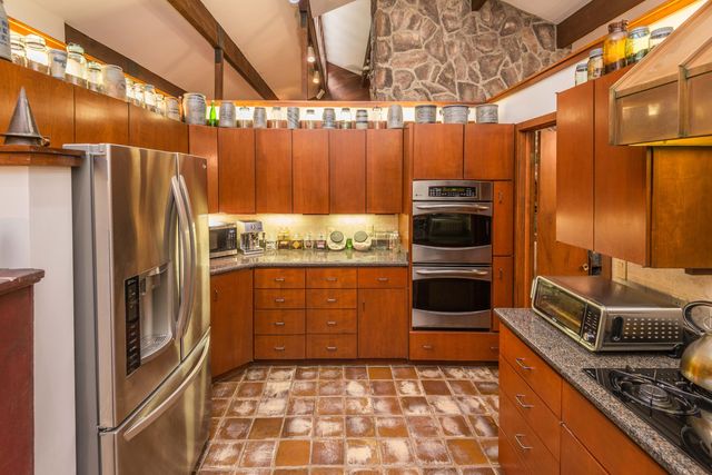 1635 SEVEN HILLS RD, Jefferson City, MO 65101