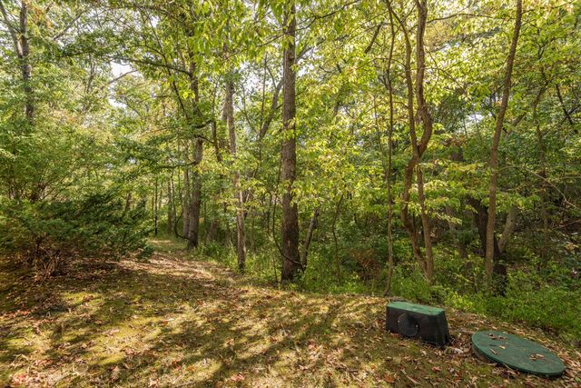 1635 SEVEN HILLS RD, Jefferson City, MO 65101