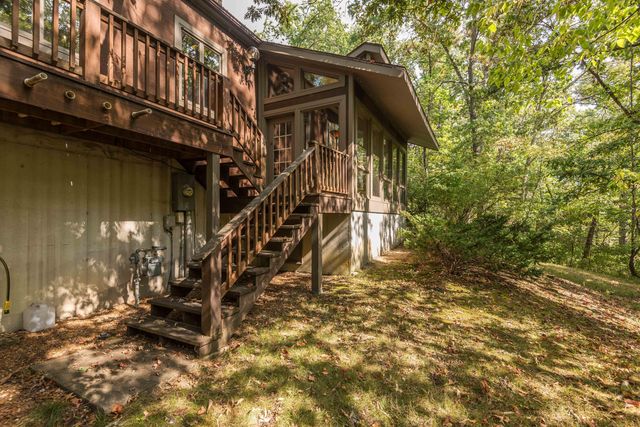 1635 SEVEN HILLS RD, Jefferson City, MO 65101