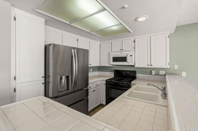 600 N The Strand 43, Oceanside, CA 92054