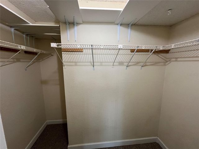 2760 COCONUT BAY LN LANE 237, Sarasota, FL 34237