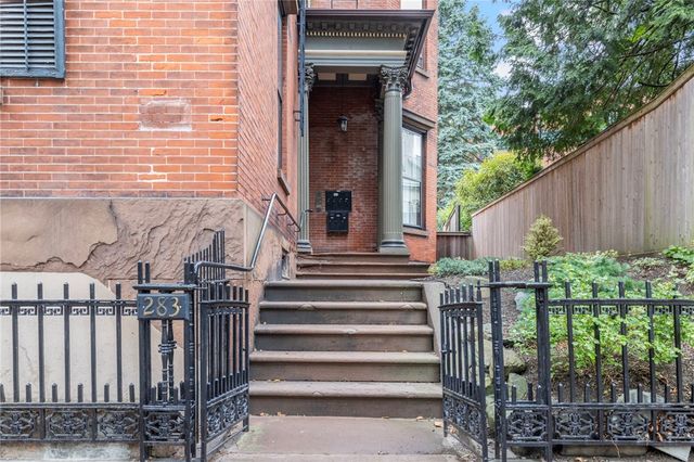 283 Benefit Street E, Providence, RI 02903