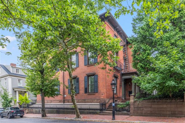 283 Benefit Street E, Providence, RI 02903