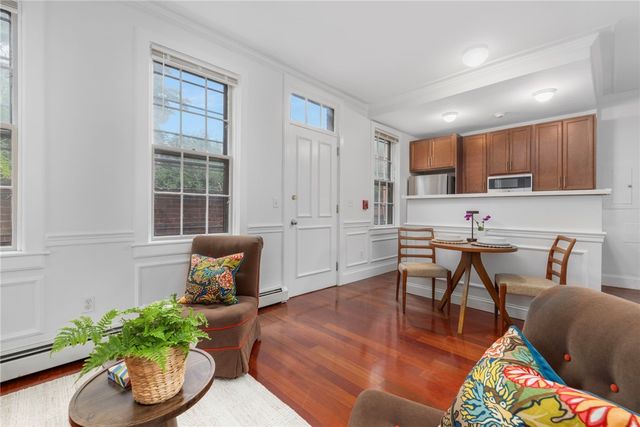 283 Benefit Street E, Providence, RI 02903