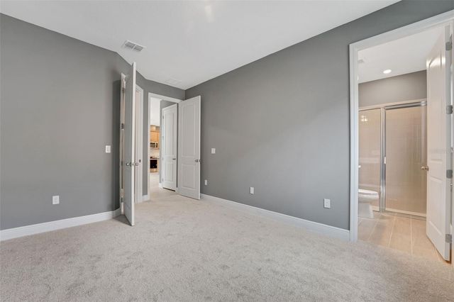 985 FIESTA KEY CIRCLE, Lady Lake, FL 32159