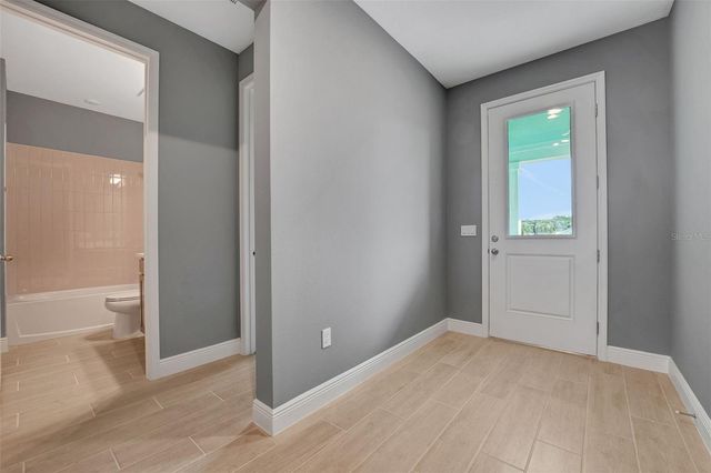 985 FIESTA KEY CIRCLE, Lady Lake, FL 32159