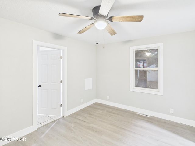 3802 Winconsin 7, Joplin, MO 64804