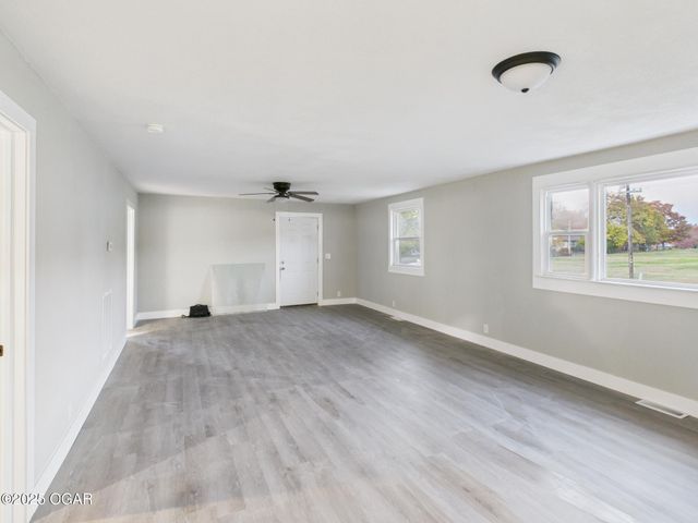 3802 Winconsin 7, Joplin, MO 64804