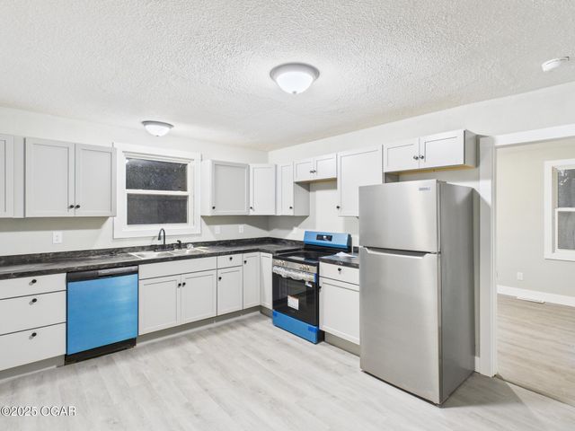 3802 Winconsin 7, Joplin, MO 64804