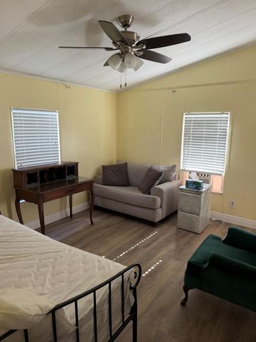 5310 SW 27th Terrace, Dania Beach, FL 33312