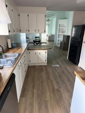 5310 SW 27th Terrace, Dania Beach, FL 33312