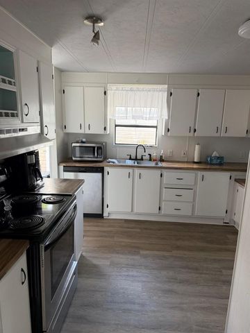 5310 SW 27th Terrace, Dania Beach, FL 33312