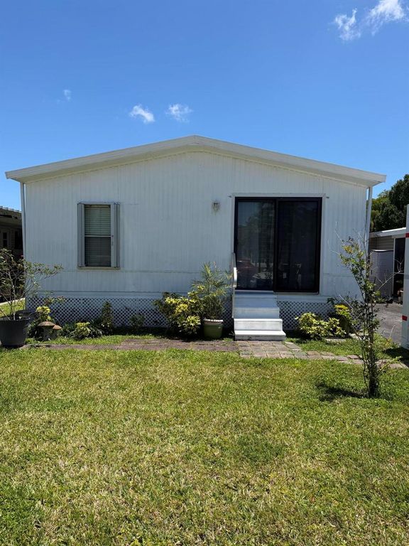 5310 SW 27th Terrace, Dania Beach, FL 33312
