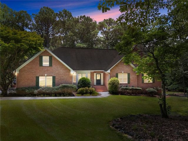 2405 Brooks Road, Dacula, GA 30019