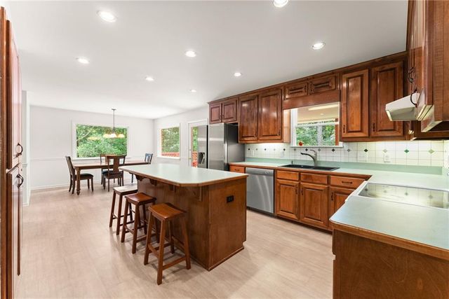 2405 Brooks Road, Dacula, GA 30019
