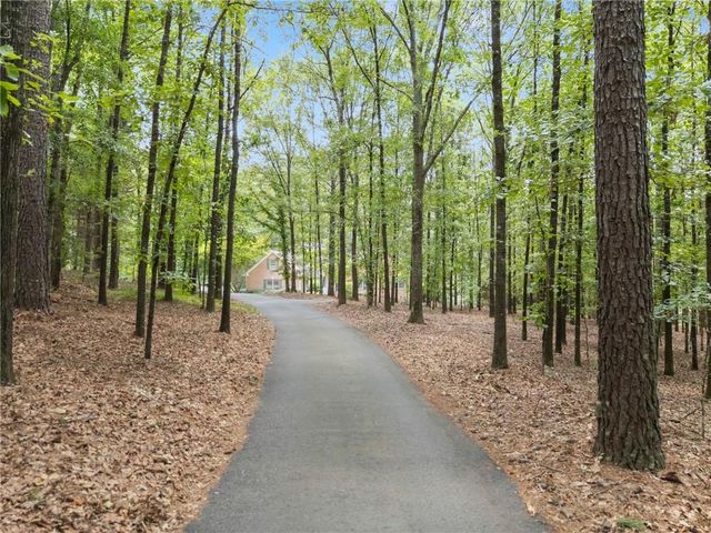 2405 Brooks Road, Dacula, GA 30019