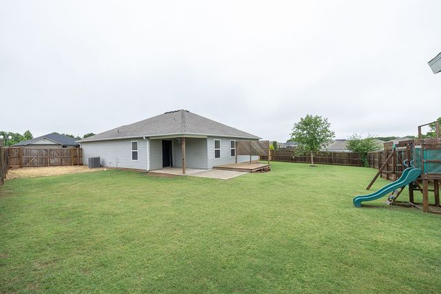 15084 White Fawn Drive, Garfield, AR 72732
