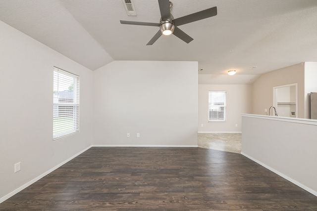 15084 White Fawn Drive, Garfield, AR 72732