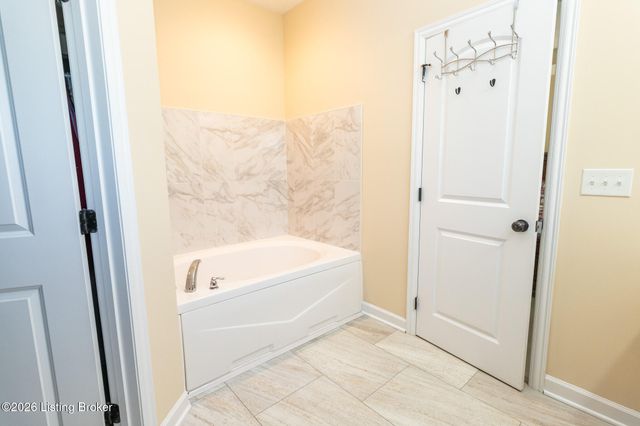 119 Ashton, Radcliff, KY 40160