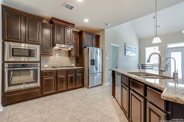 1438 Rock Dove, San Antonio, TX 78260