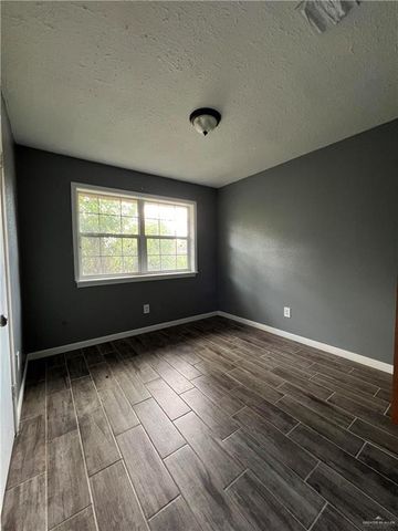 2208 Fresno Avenue, Mcallen, TX 78501