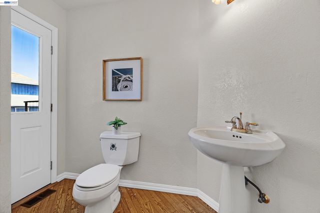 3343 Little Valley Rd, Sunol, CA 94568