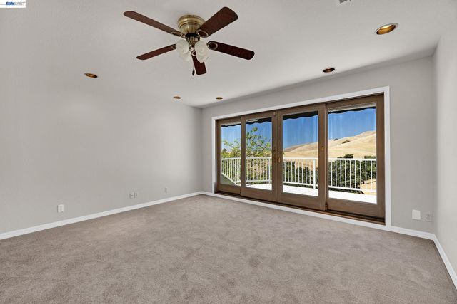3343 Little Valley Rd, Sunol, CA 94568