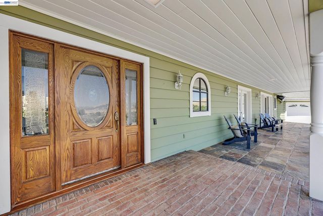 3343 Little Valley Rd, Sunol, CA 94568