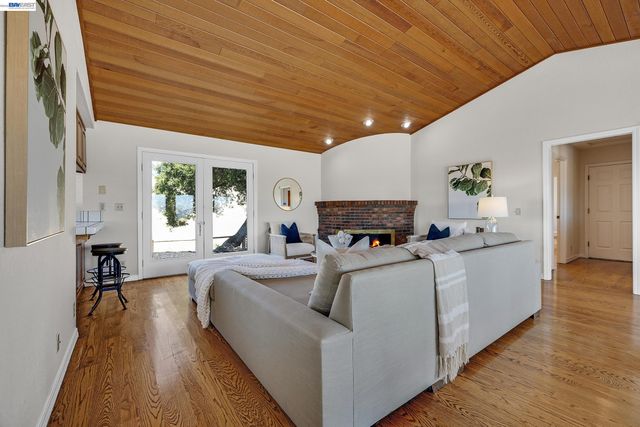 3343 Little Valley Rd, Sunol, CA 94568