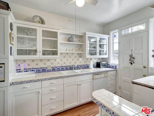 1327 N Hayworth Avenue, West Hollywood, CA 90046