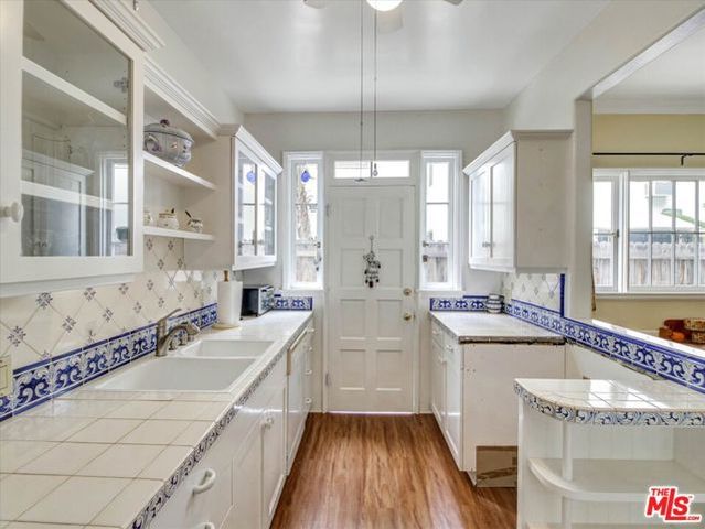 1327 N Hayworth Avenue, West Hollywood, CA 90046