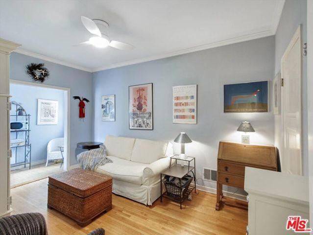 1327 N Hayworth Avenue, West Hollywood, CA 90046