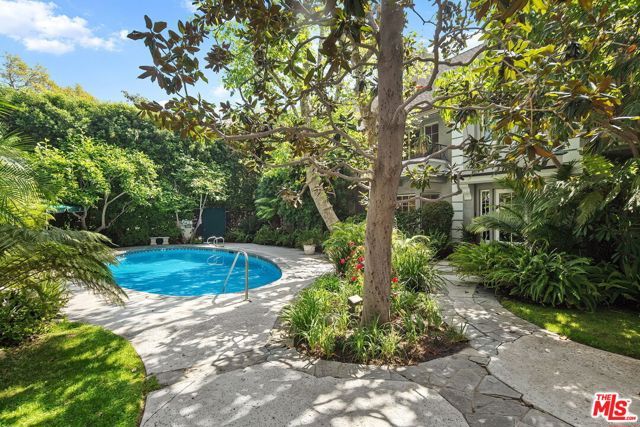 1327 N Hayworth Avenue, West Hollywood, CA 90046