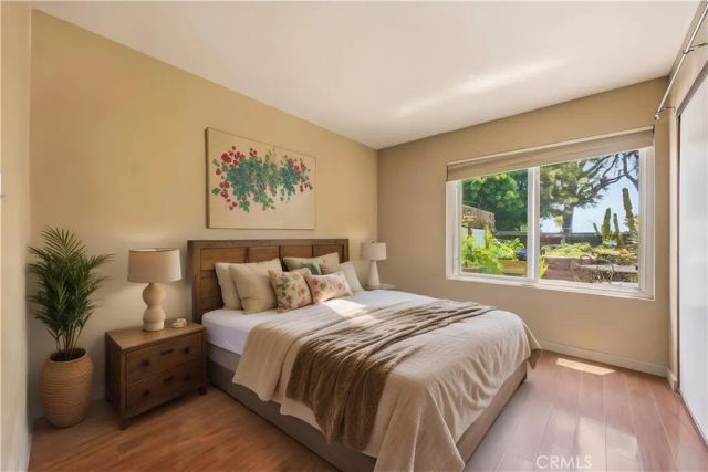 6975 Camino Amero, San Diego, CA 92111