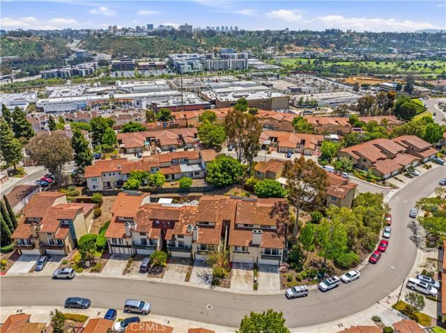 6975 Camino Amero, San Diego, CA 92111