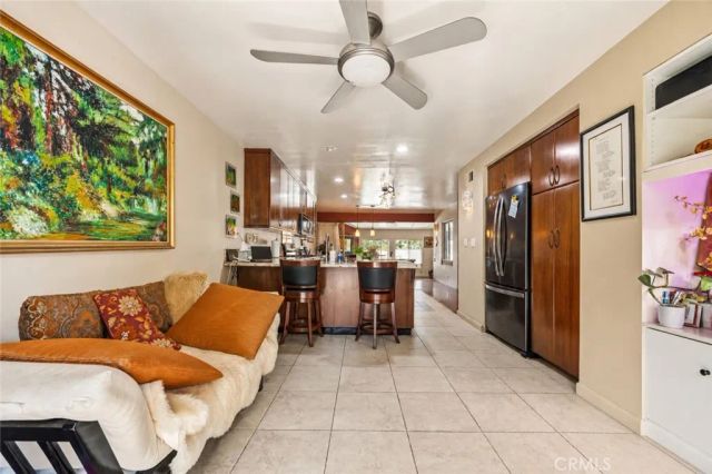 6975 Camino Amero, San Diego, CA 92111