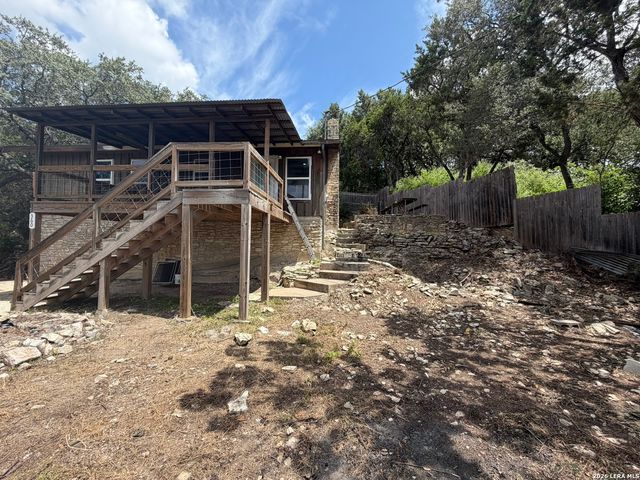360 WIND CREST DR, Canyon Lake, TX 78133