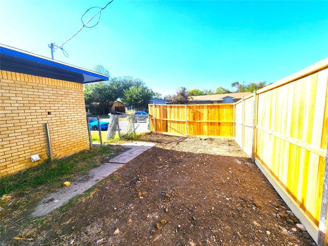 3604 Valley View Road, Denton, TX 76209