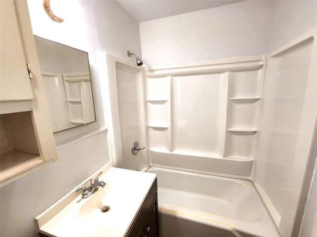 3604 Valley View Road, Denton, TX 76209