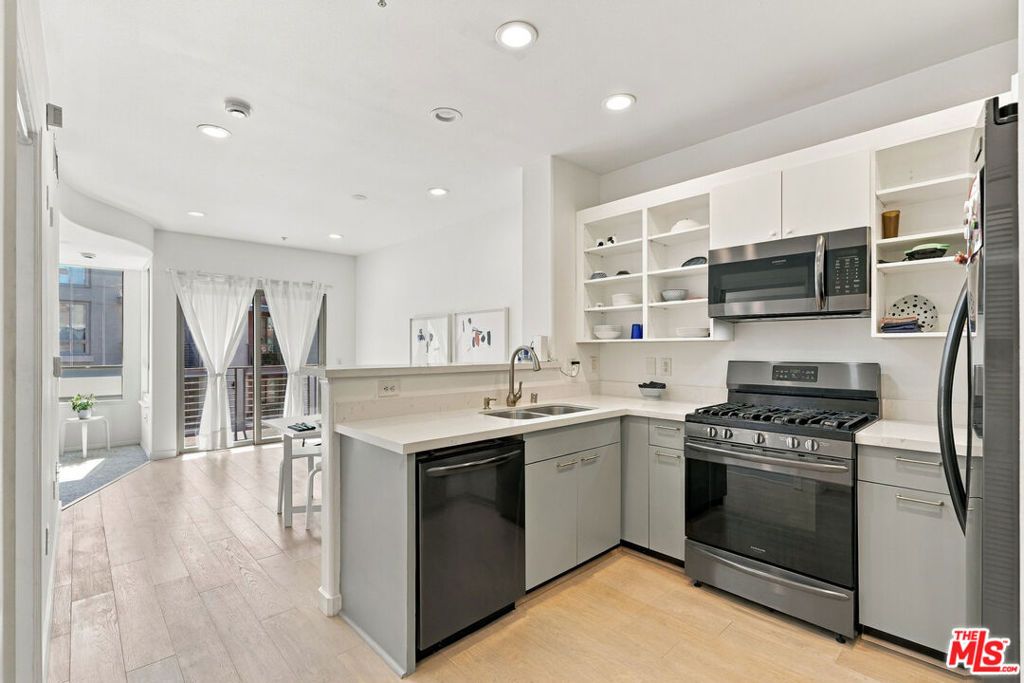 100 S Alameda Street 419, Los Angeles, CA 90012